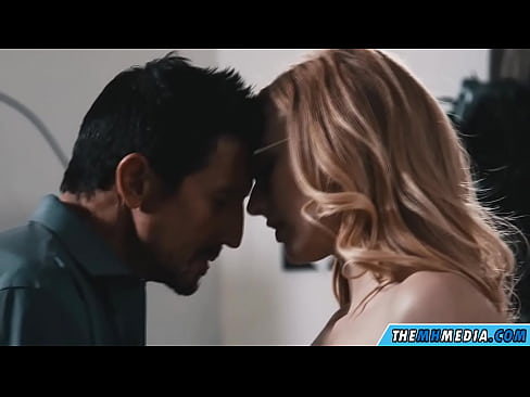 ❤️ Sexo romántico cunha rubia cachonda ❤️ Vídeo anal en nós ❌